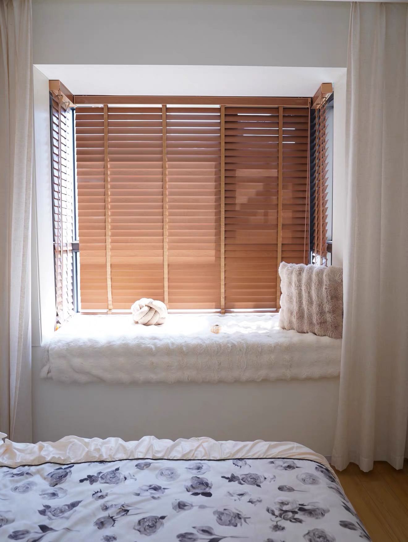 PS Slats Venetian Blinds Advantage